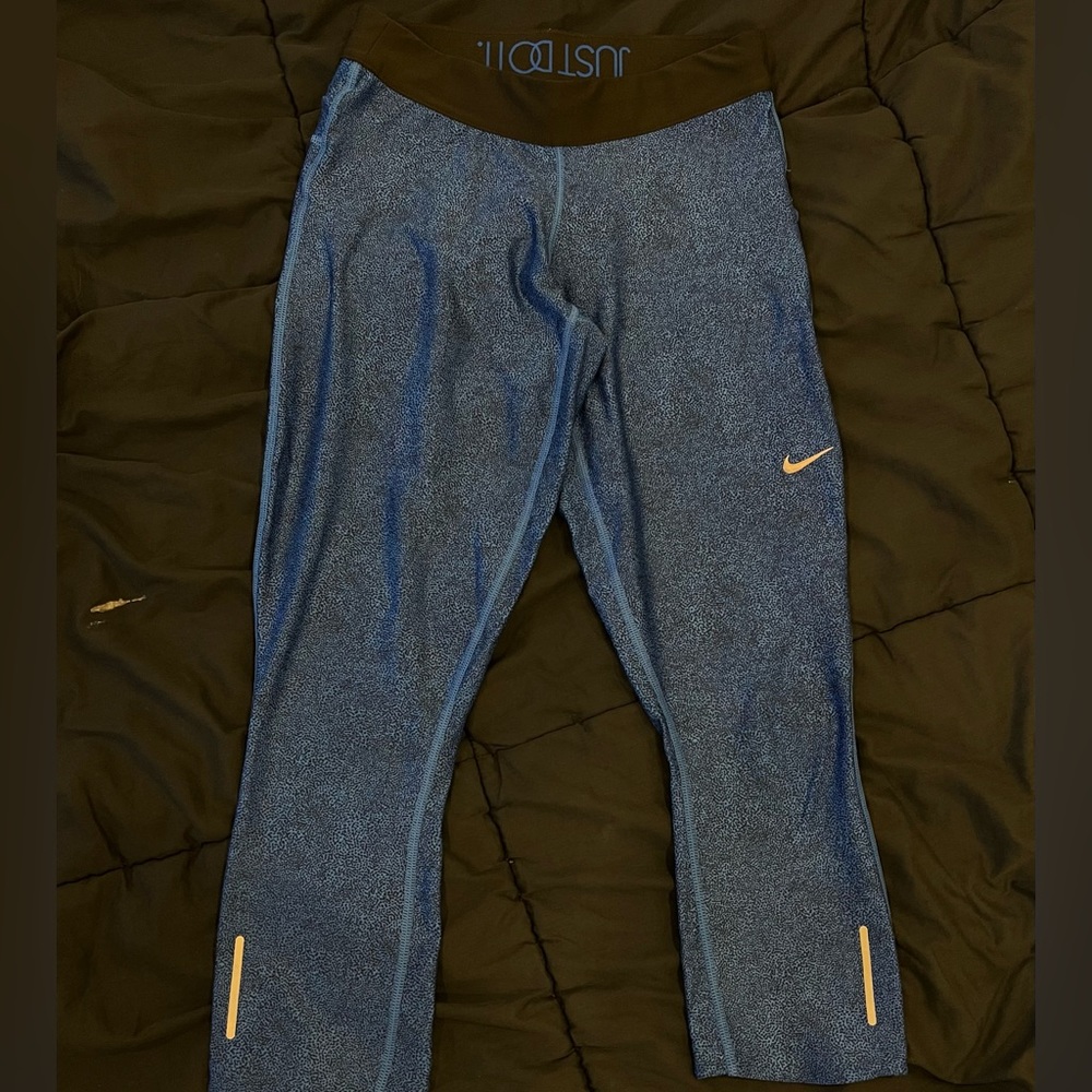 NIKE LEGGINGS